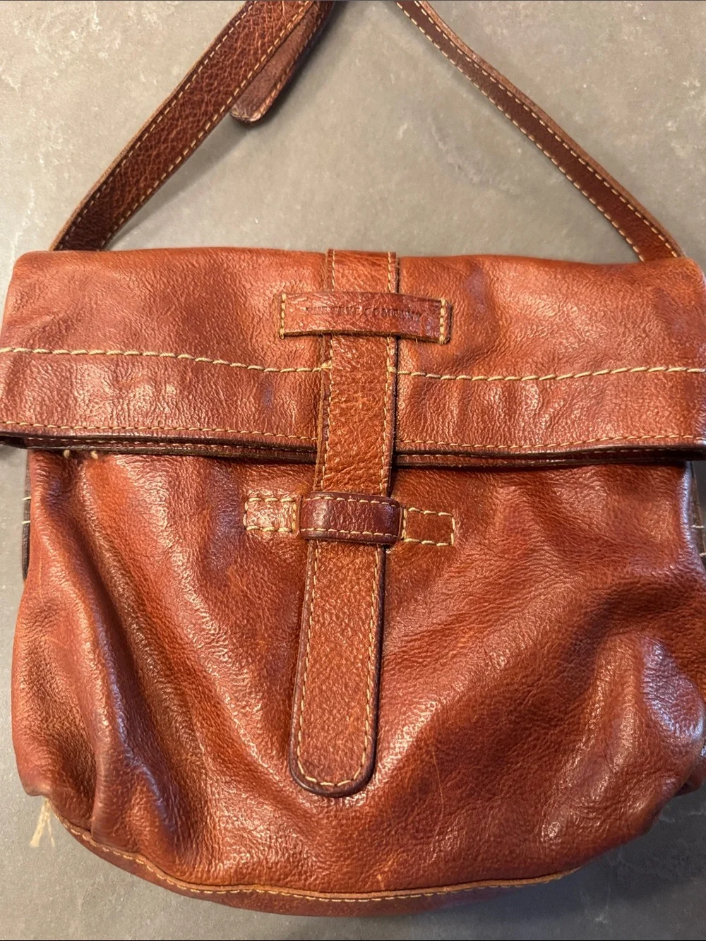 Frye compact brown